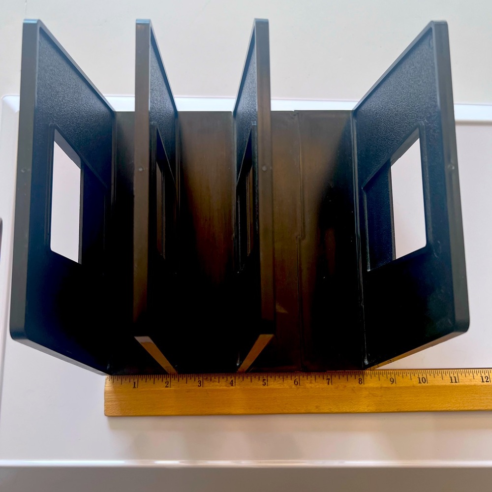 Adjustable Black Plastic File Folder Rack/Sorter. Rack has 3 Slots. Organizer. - Picture 3 of 5